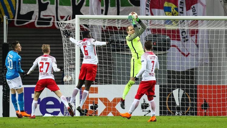 Goalkeeper Peter Gulacsi RB Leipzig holds the last ball in the game Interstate Europa League Season 2017 2018 RasenBallsport Leipzig vs SSC Naples in the RB Arena in Leipzig Action Germany Football Man Men 22.02 2018