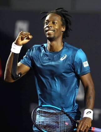 Bilder des Tages - SPORT French tennis player Gael Monfils jubilates the victory against croatian Martin Cilic during their Rio de Janeiro Tennis Open Match 2018 in Rio de Janeiro, Brazil, 22 February 2018. Monfils, number 39 of the world s qualification, beat Cilic 6-3 and 7-6 to advance to quarter-finals. Rio de Janeiro Tennis Open 2018 !ACHTUNG: NUR REDAKTIONELLE NUTZUNG!  Copyright: xMarceloxSayaox RIO001 20180223-636549469319661334