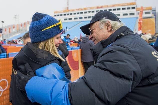 180223 Sandra Näslund of Sweden and Carl XVI Gustaf, King of Sweden, after the Women s Freestyle Skicross big final during day fourteen of the 2018 Winter Olympics on February 23, 2018 in Pyeongchang. Photo: Joel Marklund BILDBYRAN kod JM 87646 *** 180223 Sandra Näslund of Sweden and Carl XVI Gustaf King of Sweden after the Womens Freestyle Skicross big final during day fourteen of the 2018 Winter Olympics on February 23, 2018 in Pyeongchang Photo Joel Marklund BILDBYRAN Code JM 87646  Copyright: JOELxMARKLUND BB180223JM036