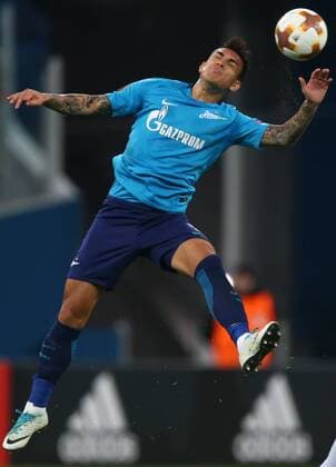 February 22, 2018 - Saint Petersburg, Russia - Leandro Paredes of FC Zenit Saint Petersburg vie for the ball during the UEFA Europa League Round of 32 football match between FC Zenit Saint Petersburg and FK Celtic at Saint Petersburg Stadium. Celtic vs Zenit St Petersburg - UEFA Europa League in Saint Petersburg, Russia - 22 Feb 2018 - ZUMAs197 82004234st Copyright: xIgorxRussakx xSopaxImagesx