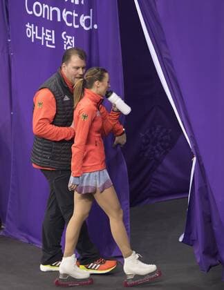Nicole SCHOTT Germany with her coach Michael HUTH is leaving the hall Womens figure skating Kuer on 23 02 2018 2018 Winter Olympics from 09 02 25 02 2018 in PyeongChang South Korea