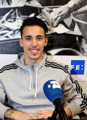 Benfica s defender Alejandro Grimaldo poses for the photographers during an interview to Spanish Newa Agency EFE held in Lisbon, Portugal, 23 February 2018. Alejandro Grimaldo interview !ACHTUNG: NUR REDAKTIONELLE NUTZUNG!  Copyright: xCarlosxGarciax GRAF8138 20180223-636550004257961971