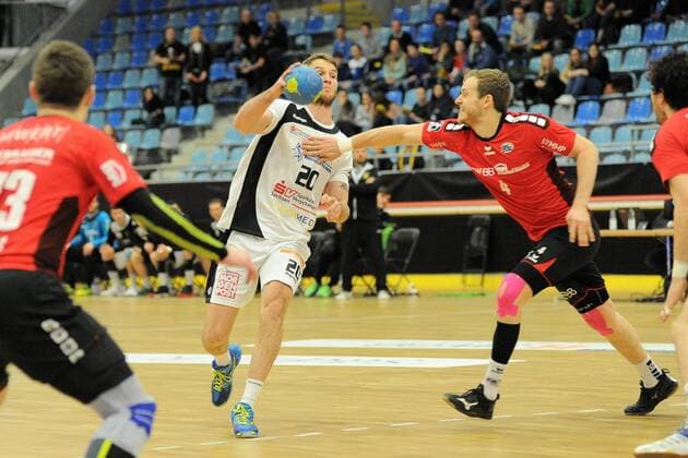Nils Kretschmer HC Elbflorenz Dresden 20 against Patrick Rentschler SG BBM Bietigheim 4 Handball Men 2 Bundesliga 23 02 2018 Photo TBaur Eibner Bietigheim Copyright: xEIBNER Tobias_Baurx EP_TBR