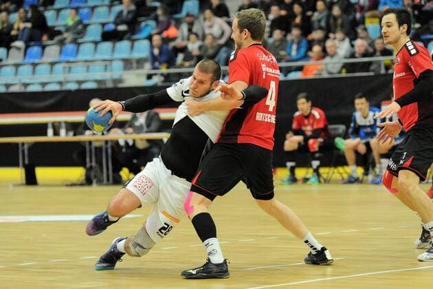 Daniel Zele HC Elbflorenz Dresden 28 against Patrick Rentschler SG BBM Bietigheim 4 Handball Men 2 Bundesliga 23 02 2018 Photo TBaur Eibner Bietigheim Copyright: xEIBNER Tobias_Baurx EP_TBR