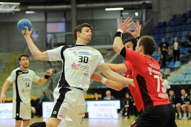 Adrian Kammlodt HC Elbflorenz Dresden 30 v Martin Marcec SG BBM Bietigheim 73 Handball Men 2 Bundesliga 23 02 2018 Photo TBaur Eibner Bietigheim Copyright: xEIBNER Tobias_Baurx EP_TBR