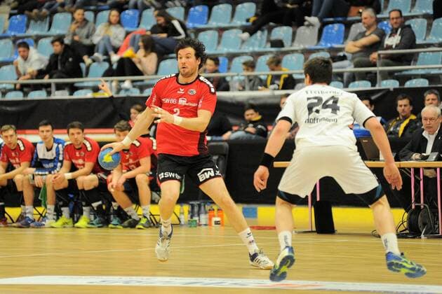 Robin Haller SG BBM Bietigheim 2 against Robin Hoffmann HC Elbflorenz Dresden 24 Handball Men 2 Bundesliga 23 02 2018 Photo TBaur Eibner Bietigheim Copyright: xEIBNER Tobias_Baurx EP_TBR