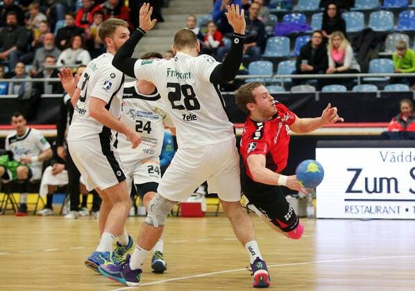 BAU 23 02 2018 Bietigheim Handball SG BBM Bietigheim vs HC Elbflorenz Dresden Patrick Rentschler BBM right