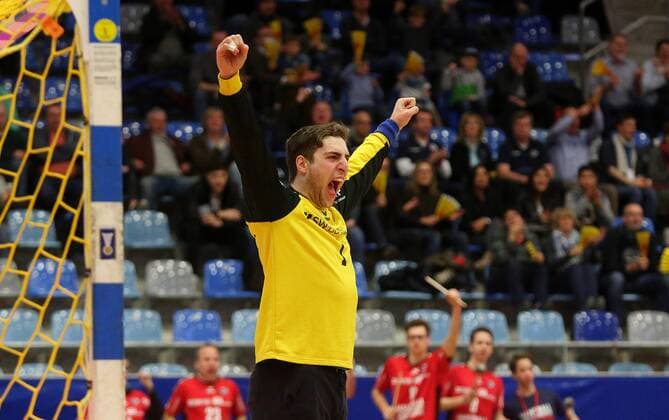 BAU 23 02 2018 Bietigheim Handball SG BBM Bietigheim vs. HC Elbflorenz Dresden Domenico Ebner BBM cheers and clenches his fists