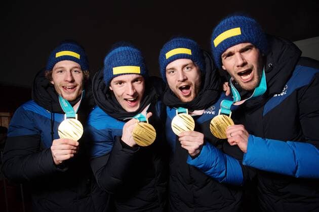 180224 Peppe Femling Jesper Nelin Sebastian Samuelsson and Fredrik Lindström of Sweden Gold celebrates with their medals while posing for a picture after the Medal Ceremony for the Mens Biathlon 4x7 5 km relay during day fifteen of the 2018 Winter Olympics on February 24, 2018 in Pyeongchang Photo Carl Sandin BILDBYRAN Code CS 57999 322  Copyright: CARLxSANDIN BB180224CS114