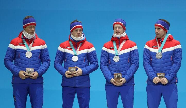 (180224) -- PYEONGCHANG, Feb. 24, 2018 -- Second-placed team Norway pose for photos during medal ceremony of men s 4x7.5km relay of biathlon at the 2018 PyeongChang Winter Olympic Games Olympische Spiele Olympia OS at Medal Plaza, PyeongChang, South Korea, Feb. 24, 2018. ) (SP)OLY-SOUTH KOREA-PYEONGCHANG-BIATHLON-MEN S 4X7.5KM RELAY-MEDAL CEREMONY LixGang 