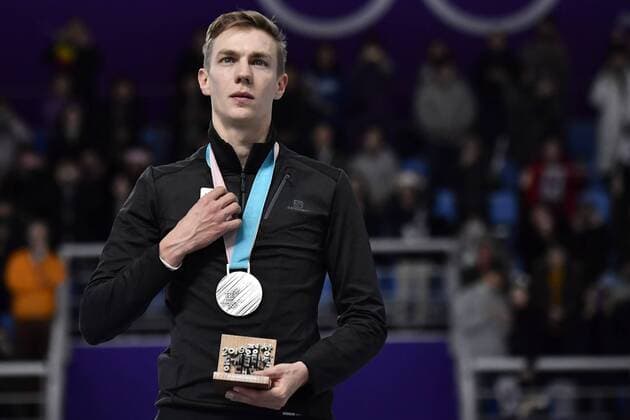 Belgian Bart Swings celebrates on the podium with his silver medal during the medal ceremony after the men s mass start Speed skating Eisschnelllauf event at the XXIII Olympic Winter games Winterspiele Spiele Summer games Saturday 24 February 2018, in Pyeongchang, South Korea. The Winter Olympics are taking place from 9 February to 25 February in Pyeongchang County, South Korea. DIRKxWAEM  x05301960x