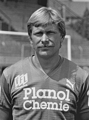 Gerd Volker Schock Player at VfL Osnabrück here in the season 1983 1984 on 04 07 1983