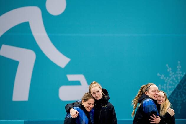 180225 Anna Hasselborg Sara McManus Agnes Knochenhauer and Sofia Mabergs of Sweden after winning the Womens Curling Final between South Korea and Sweden during day sixteen of the 2018 Winter Olympics on February 25, 2018 in Pyeongchang Photo Jon Olav Nesvold PICTURE BODY N Code JE 160200  Copyright: JONxOLAVxNESVOLD BB180225JE052