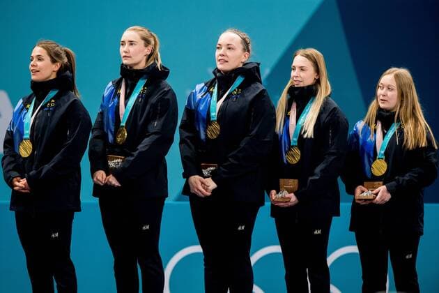 180225 Anna Hasselborg Sara McManus Agnes Knochenhauer and Sofia Mabergs of Sweden with the gold medals after winning the Womens Curling Final between South Korea and Sweden during day sixteen of the 2018 Winter Olympics on February 25, 2018 in Pyeongchang Photo Jon Olav Nesvold PICTURE BODY N Code JE 160200  Copyright: JONxOLAVxNESVOLD BB180225JE056