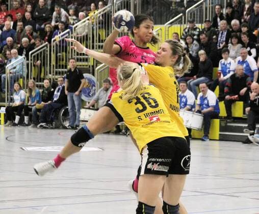 Delaila Amega TusSies Metzingen at the circle at the match HC Roedertal TusSies Metzingen 24 02 2018 Roedertal Copyright: xEIBNER Klugex EP_EER