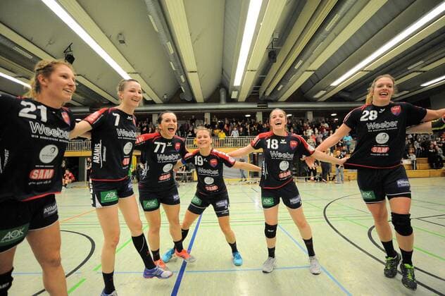 joy at the Kuties over the home win SG H2Ku Herrenberg Kuties handball league match 24 02 2018 Herrenberg Copyright: xEIBNER Tobias_Baurx EP_TBR