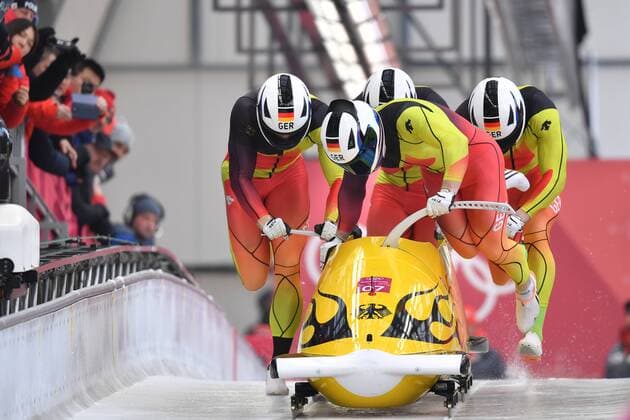 Bob Deutschland mit FRIEDRICH Francesco, BAUER Candy, GROTHKOPP Martin, MARGIS Thorsten,Aktion.Start,anschieben. Bobsleigh Four Man,Viererbob Olympic Sliding Centre am 25.02.2018. Olympische Winterspiele 2018, vom 09.02. - 25.02.2018 in PyeongChang Suedkorea. *** Bob Germany with FRIEDRICH Francesco BAUER Candy GROTHCOPP Martin MARGIS Thorsten Action Start pushing Bobsleigh Four Man Viererbob Olympic Sliding Center on 25 02 2018 2018 Winter Olympics from 09 02 25 02 2018 in PyeongChang South Korea