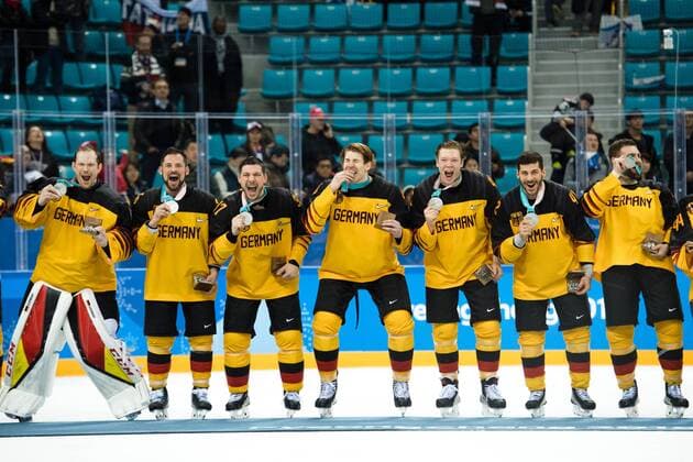 180225 Team Germany silver celebrating after the Ice Hockey Mens Final between Olympic Athletes from Russia OAR and Germany during day sixteen of the 2018 Winter Olympics on February 25, 2018 in Pyeongchang Photo Joel Marklund BILDBYR N Code JM 87649  Copyright: JOELxMARKLUND BB180225JM053