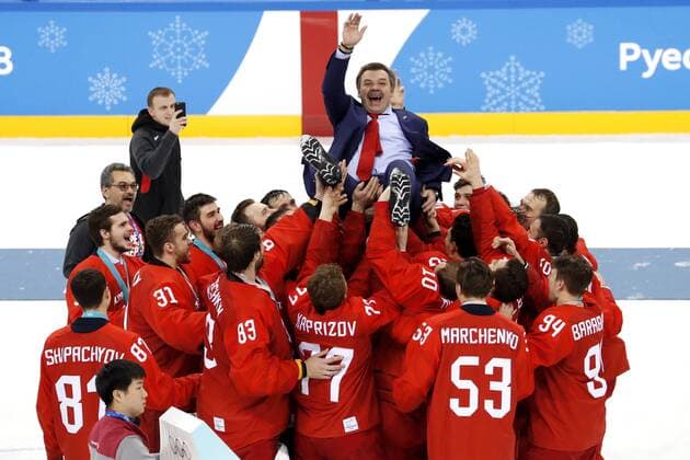 ZNAROK Oleg coach team RUS TEAM RUSSIA at the award ceremony Olympic champion ice hockey final RUS GER 4 3 Olympic Winter Games 2018 Pyeongchang South Korea 2018 Olympic Winter Games Pyeongchang 25 February 2018