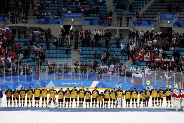 Team GER with Olympic champion in the silver medal award. Hockey Final RUS GER 4 3 Olympic Winter Games 2018 Pyeongchang South Korea 2018 Olympic Winter Games Pyeongchang 25 February 2018