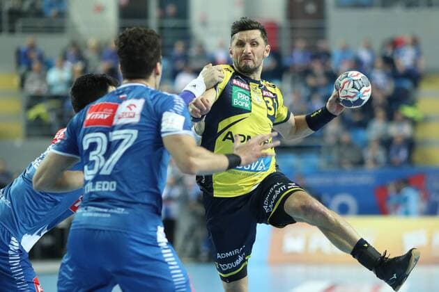 25.02.2018 PLOCK, ORLEN ARENA PILKA RECZNA, HANDBALL VELUX EHF CHAMPIONS LEAGUE 2017 2018 LIGA MISTRZOW EHF MECZ ORLEN WISLA PLOCK - RHEIN NECKAR LOWEN NZ JOSE GUILHERME DE TOLDEO, ALEXANDER PETERSSON FOTO LUKASZ GROCHALA CYFRASPORT NEWSPIX.PL --- Newspix.pl FRANCE OUT!  20180225CSLG0003