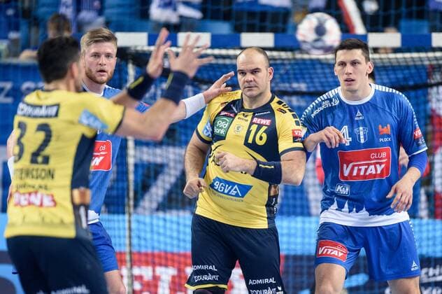 20180225, Plock, Orlen Arena, Pilka reczna mezczyzn, EHF Liga Mistrzow sezon 2017 2018 Mecz Orlen Wisla Plock - Rhein-Neckar Lowen N z Maciej Gebala, Rafael Baena Gonzalez, Nemanja Obradovic Fot Rafal Oleksiewicz PRESSFOCUS 20180225, Plock, Orlen Arena, 2017 2018 EHF Men s Champions League Group Phase Match Orlen Wisla Plock - Rhein-Neckar Lowen Maciej Gebala, Rafael Baena Gonzalez, Nemanja Obradovic Credit Rafal Oleksiewicz PRESSFOCUS NEWSPIX.PL --- Newspix.pl france out! 20180225PF_RO2491