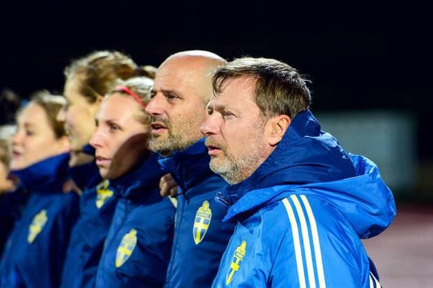 180228 Swedens assistant federation Magnus Wikman and the federation Peter Gerhardsson for the football match in the Algarve Cup 2018 between Canada and Sweden on 28 February 2018 in Parchal  Copyright: LUDVIGxTHUNMAN BB180228LT040