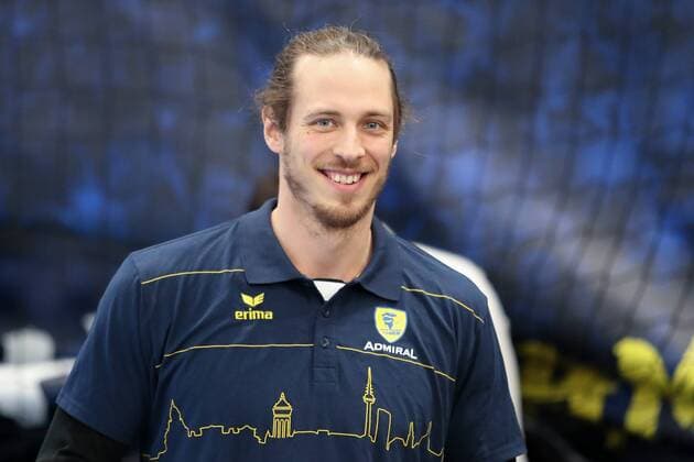 Kim Ekdahl du Rietz RNL Single Action Action Portrait Portrait Joy Cheerful Cheerful Bright Optimistic Handball Champions League Rhein Neckar Löwen HBC Nantes xozx