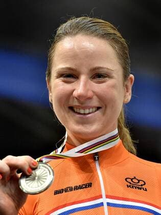 03-03-2018 BAANWIELRENNEN: UCI WK BAANWIELRENNEN: APELDOORN Annemiek van Vleuten (NED) wint zilver op de individuele achtervolging Foto: Sander Chamid xVIxVIxImagesx xSoenarxChamidxsportfotografiexIVx 10238240