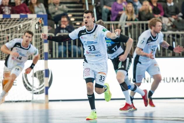 Roman Becvár Nr 33 Elbflorenz celebrates a match HC Rhein Vikings vs. HC Elbflorenz Dresden Handball 2 Bundesliga 03 03 18 Düsseldorf NRW Germany Castello Copyright: xcdn_nszx