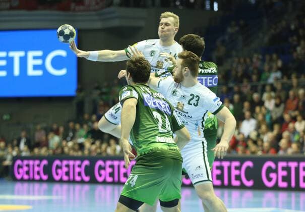 04 03 2018 xcsx Handball EHF Cup SC Magdeburg Tatran Presov emspor v l Michal Kasal Tatran Presov on ball pass Magdeburg