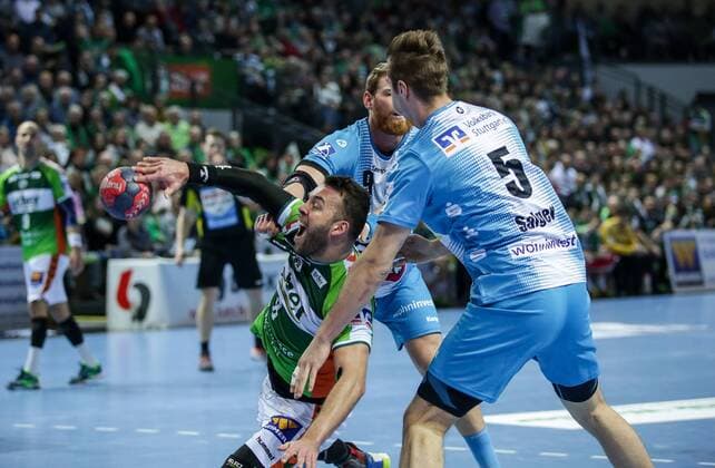 Germany Wetzlar Rittal Arena 04 03 2017 Handball DHB Cup Quarterfinals HSG Wetzlar TVB 1898 Stuttgart Photo of Stefan Salger TBV 1898 Stuttgart 5 mi Philipp Pöter HSG Wertzlar 8 hi Manuel Spaeth TBV 1898 Stuttgart 9 Copyright: HMBxMedia ThomasxJäger