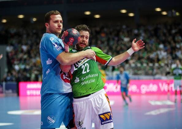 Germany Wetzlar Rittal Arena 04 03 2017 Handball DHB Pokal Quarterfinals HSG Wetzlar TVB 1898 Stuttgart Picture left Alexander Heib TBV 1898 Stuttgart 23 re Maximilian Holst HSG Wertzlar 22 Copyright: HMBxMedia ThomasxJäger