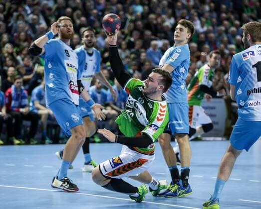 Germany Wetzlar Rittal Arena 04 03 2017 Handball DHB Pokal Quarterfinals HSG Wetzlar TVB 1898 Stuttgart Picture Jannik Kohlbacher HSG Wertzlar 80 throws on goal Copyright: HMBxMedia ThomasxJäger
