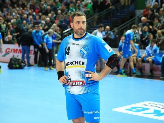 04 03 xfgx Handball DHB Cup 1 4 Final HSG Wetzlar TVB Stuttgart emspor v l Disappointment at No. 14 Simon Baumgarten TVB Stuttgart Wetzlar