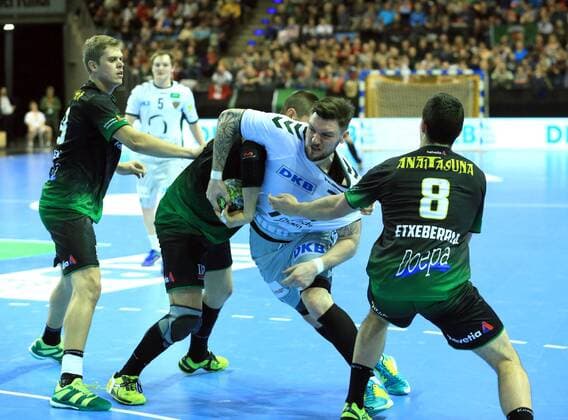 GER EHF Cup 2018 FUEL BERLIN VS Helvetia Anaitasuna 04 03 2018 Max Schmeling Halle Berlin GER EHF Cup 2018 FUEL BERLIN VS Helvetia Anaitasuna in the picture Johan Koch Fuechse Berlin 77 Xabier Etxeberria Helvetia Anaitasuna 8 nordphotox xEngler nph00076