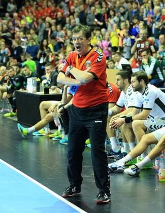 GER EHF Cup 2018 FUEL BERLIN VS Helvetia Anaitasuna 04 03 2018 Max Schmeling Halle Berlin GER EHF Cup 2018 FUEL BERLIN VS Helvetia Anaitasuna im Bild Head coach Velimir Petkovic Fuechse Berlin nordphotox xEngler nph00076