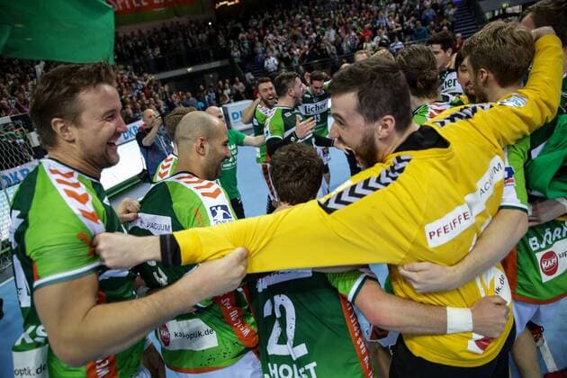 Germany Wetzlar Rittal Arena 04 03 2017 Handball DHB Pokal Quarterfinals HSG Wetzlar TVB 1898 Stuttgart Photo v left Evars Klesniks HSG Wertzlar 44 Joao Ferraz HSG Wetzlar 9 Maximilian Holst HSG Wertzlar 22 Goalkeeper Benjamin Buric HSG Wertzlar 12 cheering after beating Stuttgart Copyright: HMBxMedia ThomasxJäger