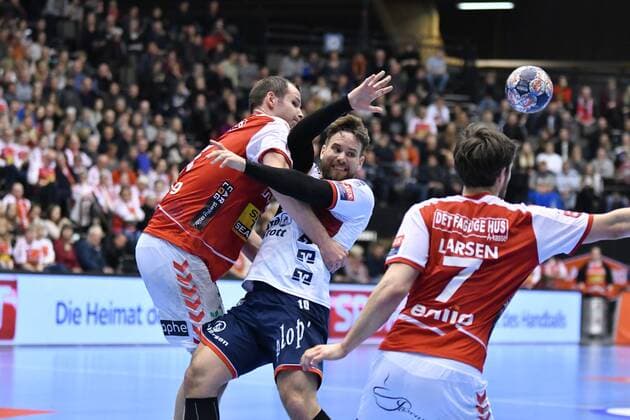 Aalborg Handbold SG Flensburg Handewitt EHF Champions League Aalborg 04 03 18 Aalborg 04 03 18 Sport Handball VELUX EHF Champions League Season 2017 2018 Group Stage Aalborg Handbold SG Flensburg Handewitt Thomas Mogensen SG Flensburg Handewitt 10 Simon Hald Aalborg Handbold 11 Martin Larsen Aalborg Handbold 07 xmmkx