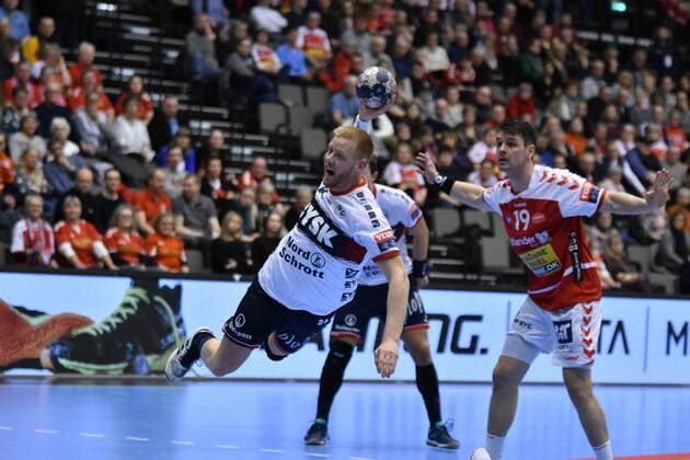 Aalborg Handbold SG Flensburg Handewitt EHF Champions League Aalborg 04 03 18 Aalborg 04 03 18 Sport Handball VELUX EHF Champions League Season 2017 2018 Group stage Aalborg Handbold SG Flensburg Handewitt Jim Gottfridsson SG Flensburg Handewitt 24 Arnor Atlason Aalborg Handbold 19 xmmkx