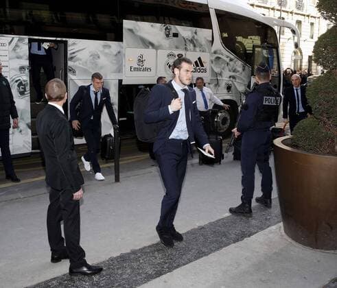 Los jugadores del Real Madrid llegan a su hotel de concentración en París. En la imagen, Bale.The Real Madrid players arrive at their meeting hotel in Paris. In this picture, Bale. 