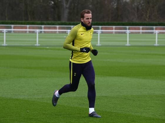 March 6, 2018 - Enfield, England, United Kingdom - Tottenham Hotspur s Harry Kane.during a Tottenham Hotspur training session ahead of the UEFA Champions League Round of 16 match against Juventus at Tottenham Hotspur Training centre on 06 March, 2018 in Enfield, England. Tottenham Hotspur Training Session & press conference PK Pressekonferenz  - ZUMAn230 20180306_zaa_n230_042 Copyright: xKieranxGalvinx