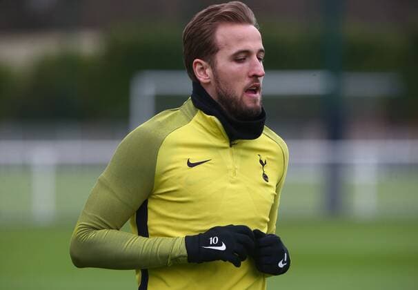 March 6, 2018 - Enfield, England, United Kingdom - Tottenham Hotspur s Harry Kane.during a Tottenham Hotspur training session ahead of the UEFA Champions League Round of 16 match against Juventus at Tottenham Hotspur Training centre on 06 March, 2018 in Enfield, England. Tottenham Hotspur Training Session & press conference PK Pressekonferenz  - ZUMAn230 20180306_zaa_n230_050 Copyright: xKieranxGalvinx
