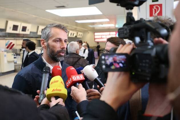 SOCCER - EL, Dortmund vs RBS SALZBURG,AUSTRIA,07.MAR.18 - SOCCER - UEFA Europa League, last sixteen, Borussia Dortmund vs Red Bull Salzburg, preview, departure RBS from Salzburg airport. Image shows head coach Marco Rose (RBS). GEPAxpictures xMathiasxMandl