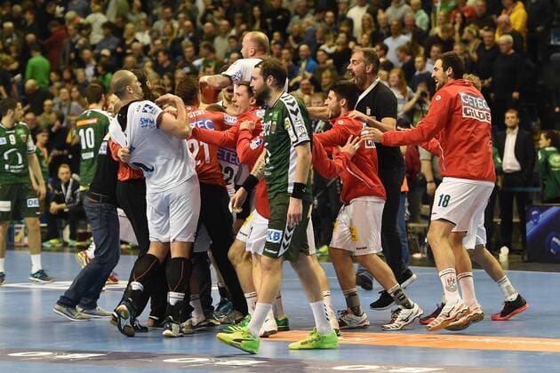 Handball Men DHB Cup Season 2017 18 Quarterfinal Füchse Berlin SC Magdeburg Cheers after the final whistle at SC Magdeburg Disappointment with Steffen Fäth Nr 23 Füchse Berlin 07 03 18 Copyright: xMichaelxHundtx xMatthiasxKochx