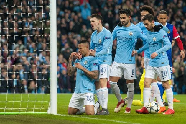 Manchester City v FC Basel UEFA Champions League Phil Foden comes to congratulate Gabriel Jesus of Manchester City as he celebrates after scoring his sides first goalduring the UEFA Champions League match at the Etihad Stadium, Manchester Content Not Available For UK Newspapers Copyright: xMattxWilkinsonx FIL-11459-0016