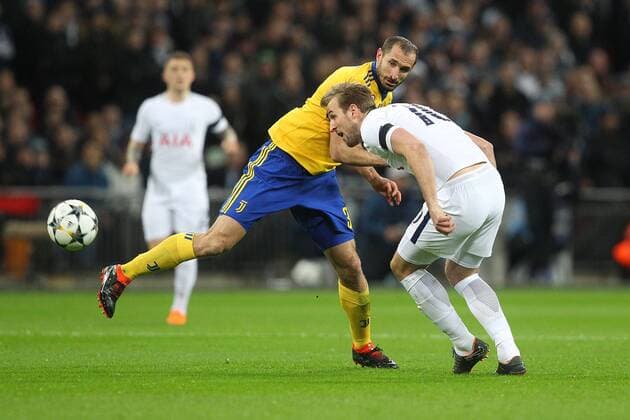 Tottenham Hotspur v Juventus UEFA Champions League Giorgio Chiellini of Juventus and Harry Kane of Tottenham Hotspur in action during the UEFA Champions League match at Wembley Stadium, London Content Not Available For UK Newspapers Copyright: xPaulxChestertonx FIL-11460-0034