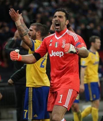 Tottenham Hotspur v Juventus UEFA Champions League Gianluigi Buffon of Juventus celebrates victory at the end of the UEFA Champions League match at Wembley Stadium, London Content Not Available For UK Newspapers Copyright: xPaulxChestertonx FIL-11460-0064