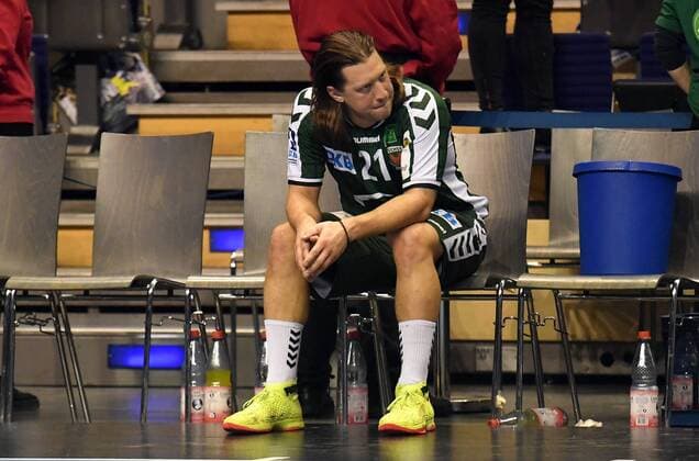 Matthias Zachrisson Füchse disappointed after the game Füchse Berlin SC Magdeburg REWE Cup Quarterfinals 2017 2018 Men Men Handball Germany Germany Max Schmeling Halle Berlin 7 3 2018