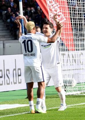 Marko Pantelic and Marcelinho at the Marcelinho Farewell match in the Berlin Olympic Stadium in Berlin on 25 03 2017 Ex Hertha Star delivers Marcelinho with his farewell match The Brazilian says Adeus to his fans in the Berlin Olympic Stadium in Berlin Copyright: xEIBNER DanielxLakomskix EP_DLI